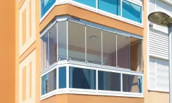 Cam Balkon Yaptırmadan Önce Bir Kez Daha Düşünün: İzinsiz Uygulamalar Yıkıma Kadar Giden Süreç Başlatabiliyor