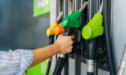 Akaryakıtta Rahatlatan Gelişme: Motorine 2,95 TL İndirim Bekleniyor