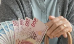 Emeklilerin Beklediği 3.552 TL Fark İçin Gözler SGK'da: Ödeme Takvimi Merak Konusu