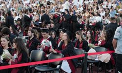 Setlerden Kampüse Uzanan Başarı Hikâyesi: Alina Boz Üniversite Diplomasını Aldı