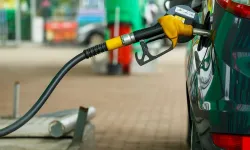 Motorin Fiyatlarında Gece Yarısı Sürprizi: Litre Başına 5,57 TL İndirim Geliyor