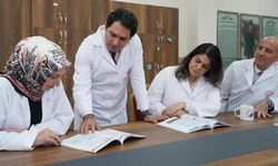 Öğretmenlerin Önlüklerinde Yeni Dönem Başlıyor! MEB Tüm Türkiye İçin Standartları Belirledi