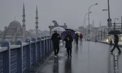 İstanbul’da Sağanak Alarmı! Okullar Tatil Edildi, Motosikletlere Trafik Yasağı Geldi