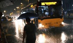İstanbul'da Rekor Yağışın Nedeni Ortaya Çıktı! Uzmanlar 3 Kritik Faktöre Dikkat Çekti