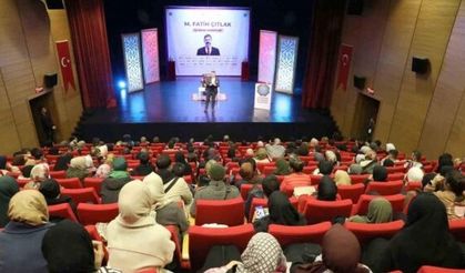 Diyarbakır’da ’İrfan Sohbetleri’ söyleşisi gerçekleştirildi