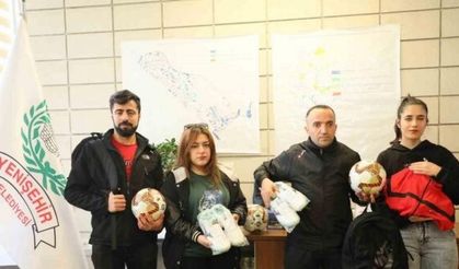 Turnuvalara katılacak görme engeli sporculara malzeme desteği