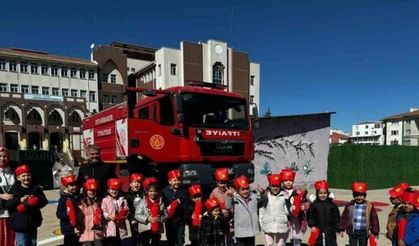 Diyarbakır’da itfaiyeden öğrencilere eğitim