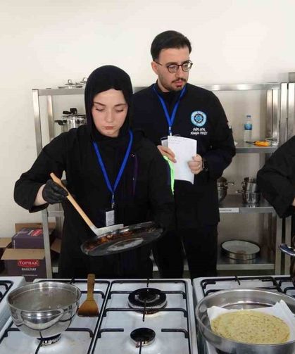 Bitlis’te ‘Gastronomi Festivali ve Yemek Yarışması’ düzenlendi