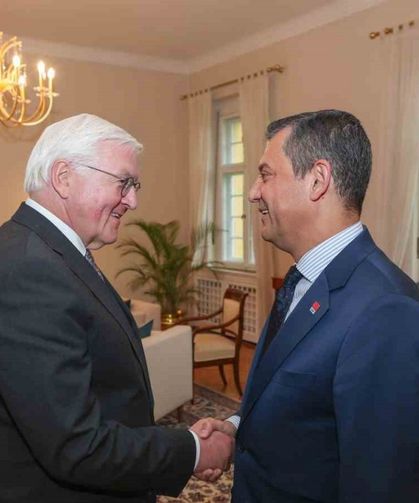 CHP Genel Başkanı Özel, Almanya Cumhurbaşkanı Steinmeier ile görüştü