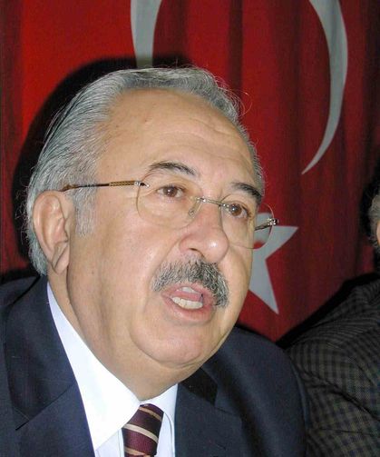 Eski Devlet Bakanı Prof. Dr. Kocabatmaz hayatını kaybetti