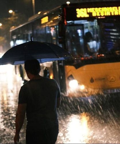 İstanbul'da Rekor Yağışın Nedeni Ortaya Çıktı! Uzmanlar 3 Kritik Faktöre Dikkat Çekti