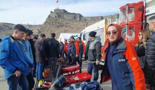 Kars’ta AFAD, halkı afetlere karşı bilinçlendiriyor
