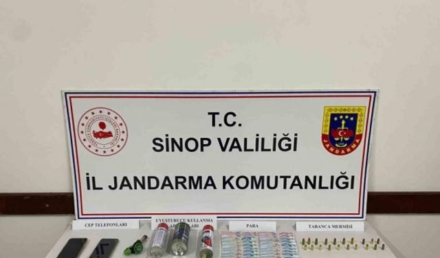 Sinop’ta 6 ayrı adres ve 3 araca eş zamanlı operasyon