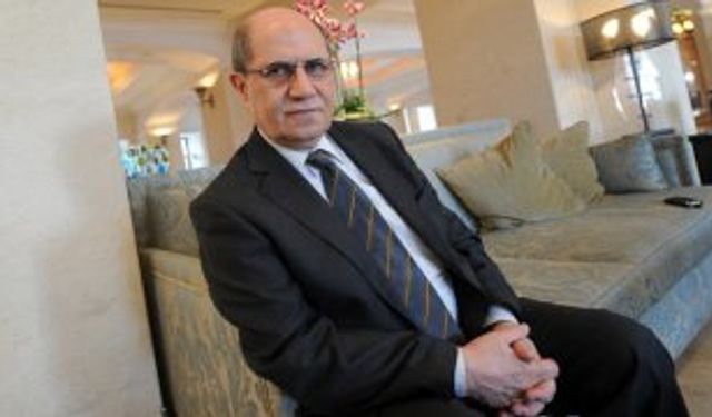 Yazar Ümit Fırat: Olay çıkaran vekillerin amacı Apo'nun gözüne girmek