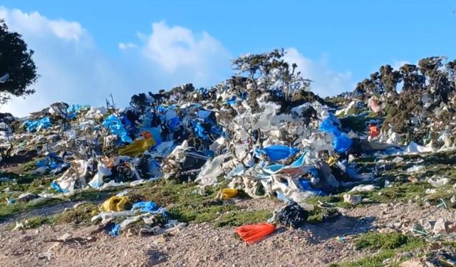 AK Parti’li Gökçeada Belediye Başkan adayı Ölçek’ten, çöp depolama alanı tepkisi