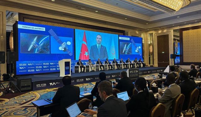 Bakan Kacır: "Türkiye uzay teknolojilerinde ilerleme kaydetmeye kararlıdır"