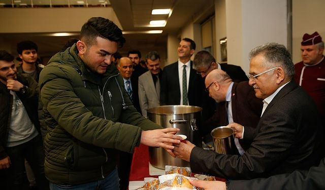 Büyükşehir’den gençlere 10 milyon porsiyon çorba ikramı