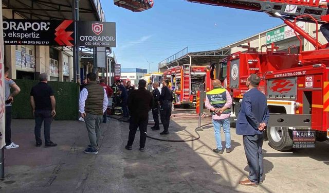 Sanayi sitesinde yangın: 3 işyeri etkilendi