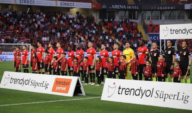 Trendyol Süper Lig: Gaziantep FK: 1 - Kasımpaşa: 0 (Maç devam ediyor)