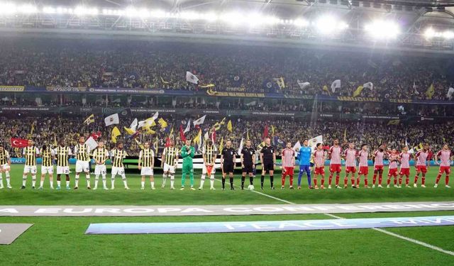 UEFA Avrupa Konferans Ligi: Fenerbahçe: 1 - Olympiakos: 0 (Maç devam ediyor)