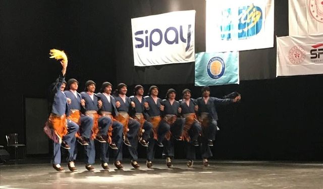 Bitlis Eren Üniversitesi folklor ekibi birinci oldu