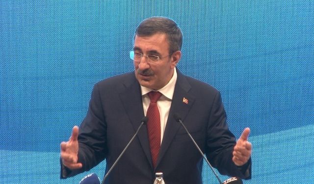 Cumhurbaşkanı Yardımcısı Yılmaz, Türkiye-Azerbaycan İş Forumu’na katıldı