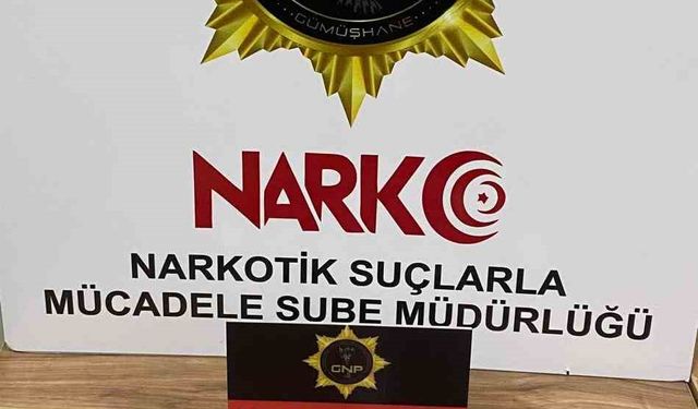 Gümüşhane’de bağırsaklarında uyuşturucu kaçırmaya çalışırken yakalanan şahıs tutuklandı