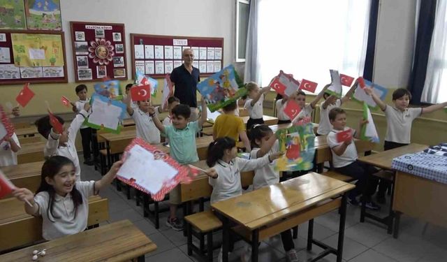 Yalova’da 56 bin öğrenci karne heyecanı yaşadı