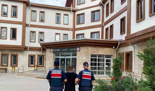 15 yıl hapis cezasıyla aranan şahıs saklandığı köy evinde yakalandı