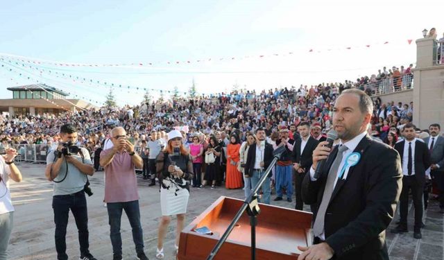 Başkan Özdemir, Tercih Yapacak Aday Öğrencileri Niğde’ye Davet Etti