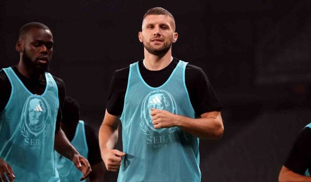 Beşiktaş’ta Ante Rebic ile yollar ayrıldı