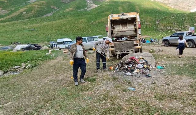 Cennet ve Cehennem Vadisi çöpten temizlendi