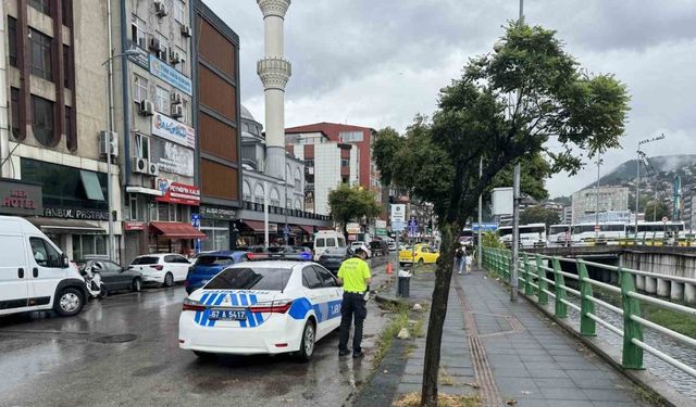 Ekipler dere kenarında nöbetini sürdürüyor