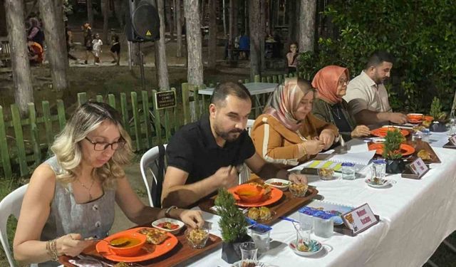 ’En lezzetli tarhana çorbası’ için yarıştılar