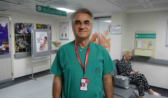 Hastaneye karın ağrısı şikayeti ile gelen hastanın rahminden 5,5 kilogramlık kitle çıktı