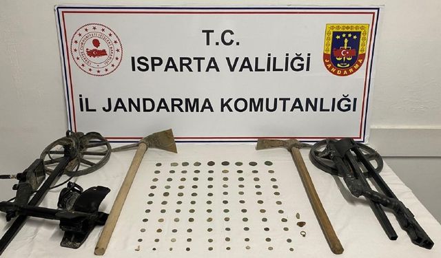 Isparta’da tarihi eser operasyonu: 102 adet tarihi eser ele geçirildi