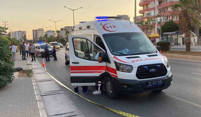 Kaldırımda ceset bulundu, polis cinayet şüphesiyle araştırma başlattı