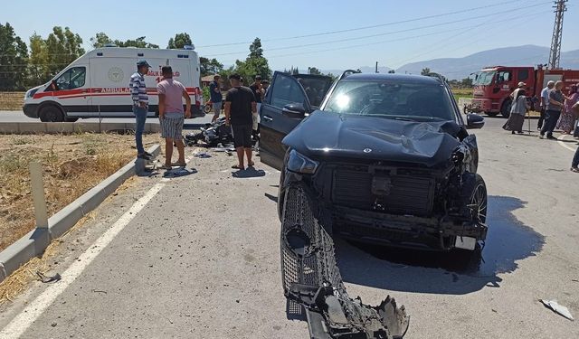 Lüks ciple çarpışan motosikletteki 1 kişi öldü, 1 kişi yaralandı