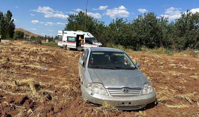 Malatya’da otomobil şarampole düştü: 3 yaralı