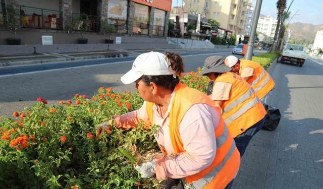 Marmaris’te parklar yenileniyor