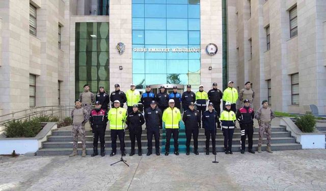 Ordu Polis Korosundan ‘Çanakkale türküsü’