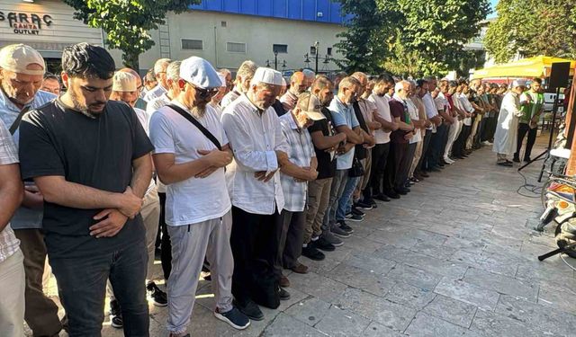 Yalova’da Haniye için gıyabi cenaze namazı kılındı