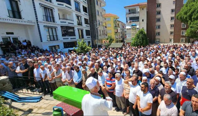 Yalova’da trafik kazasında ölen Osman Akın son yolculuğuna uğurlandı