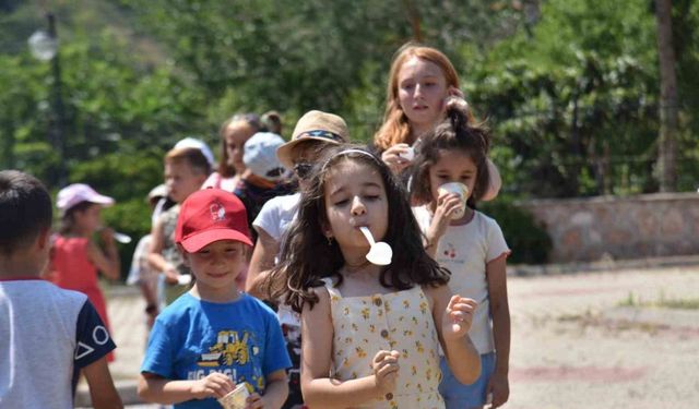 Yaz bilim atölyelerinde çocuklar hem eğleniyor hem de öğreniyor