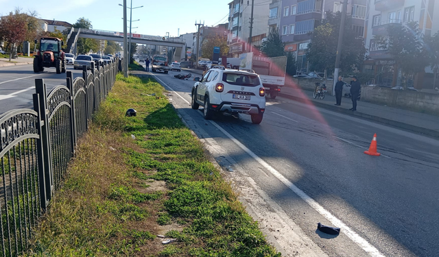 Samsun-Sinop Yolunda Feci Kaza: Motosikletteki İki Kişi Ağır Yaralı