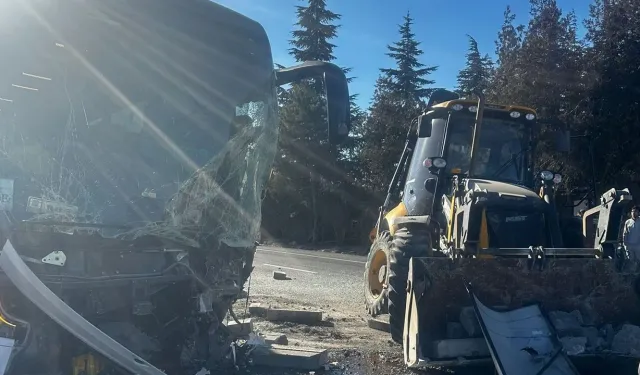 Ürgüp Yolunda Kaza: 5 Yaralı