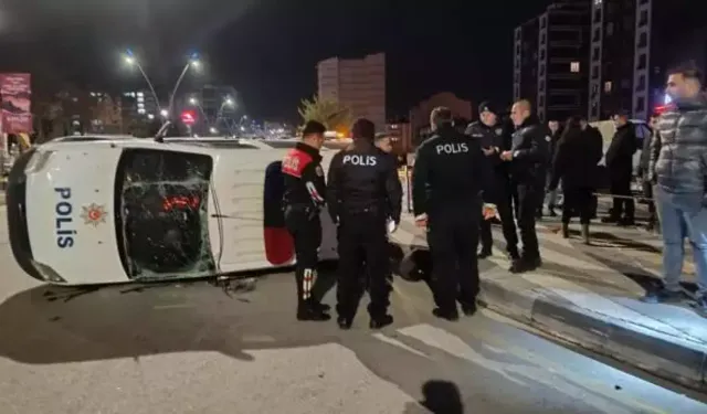 Niğde'de Polis Aracı ile Otomobil Çarpıştı: 1'i Ağır 6 Yaralı