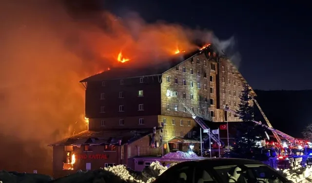 Bolu Cumhuriyet Başsavcısı Grand Kartal Otel’deki Yangınla İlgili İncelemelerde Bulundu