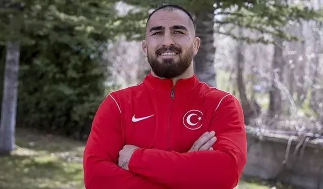 Kırkpınar'da Parlayan Yıldız: Feyzullah Aktürk Zirveye Yürüdü