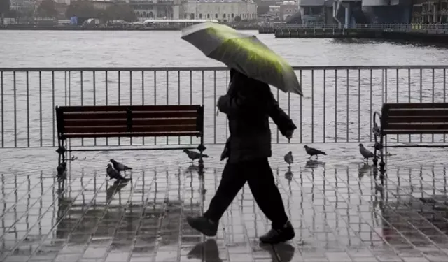 İstanbul'da Hava Tersine Dönüyor: İki Günlük Sağanak Uyarısı Geldi